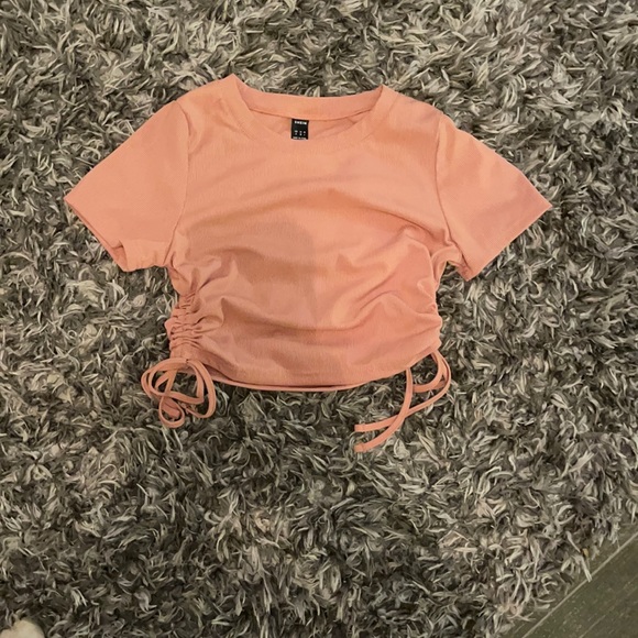 Light Pink cropped draw string shirt - Picture 1 of 2